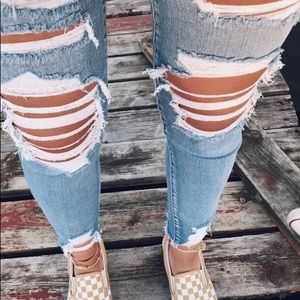 American Eagle ripped jegging